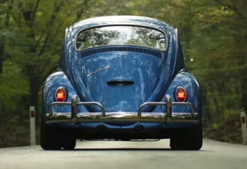 汽車(chē).png